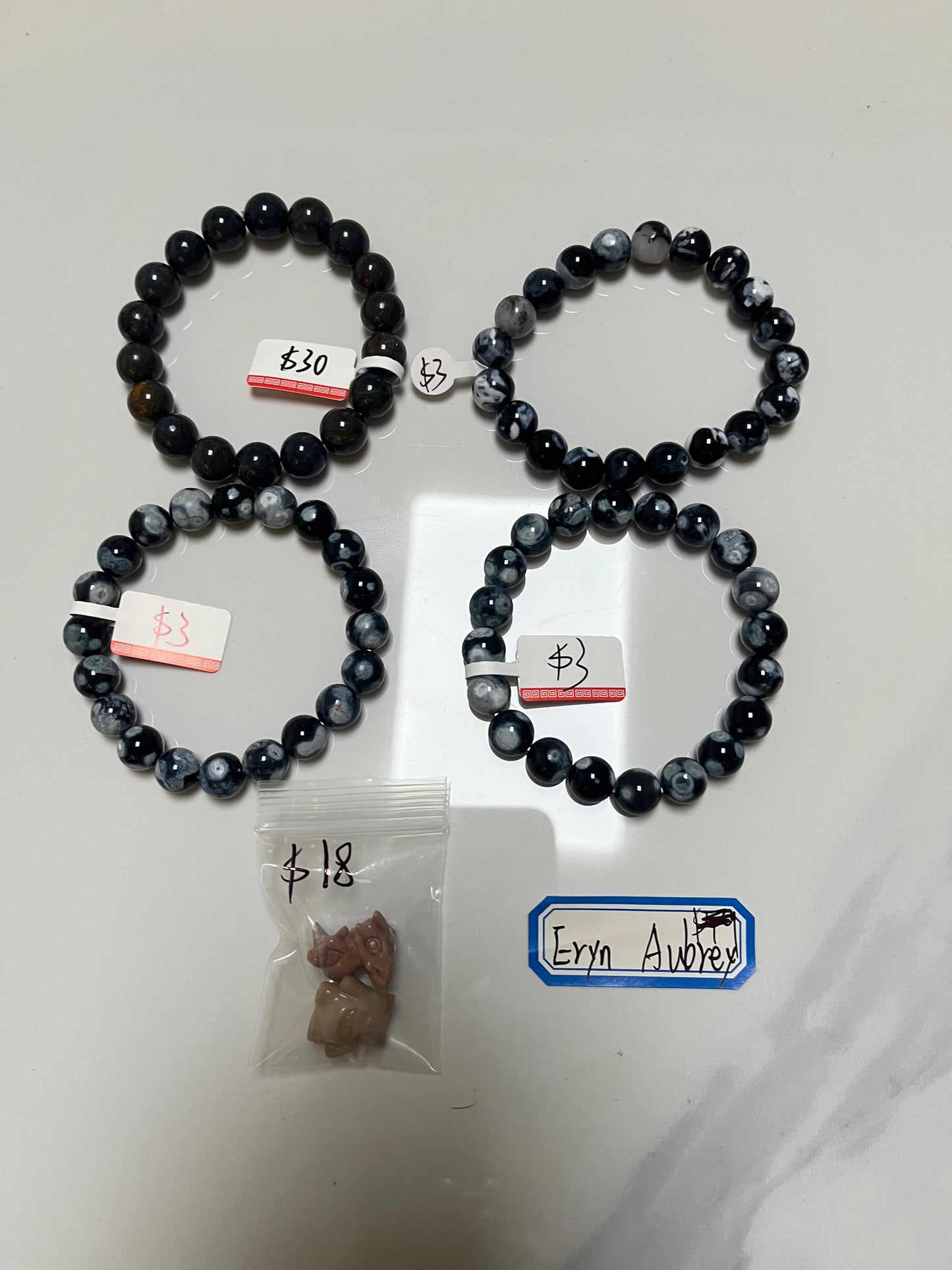 fb customize products