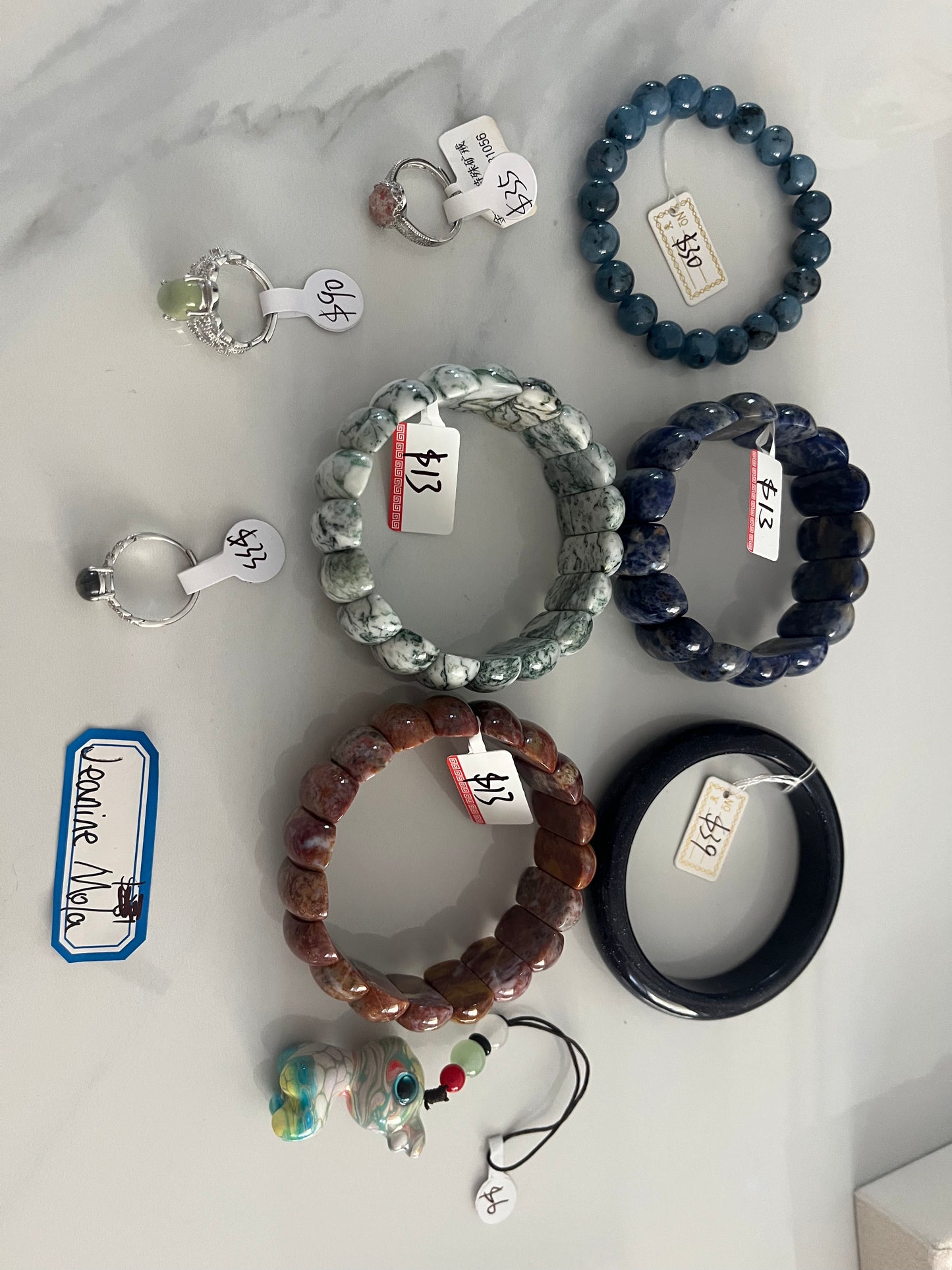 fb customize products