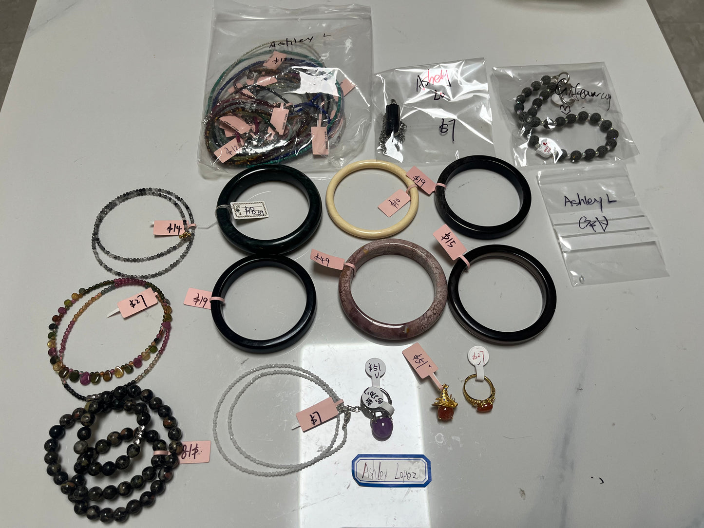 fb customize products