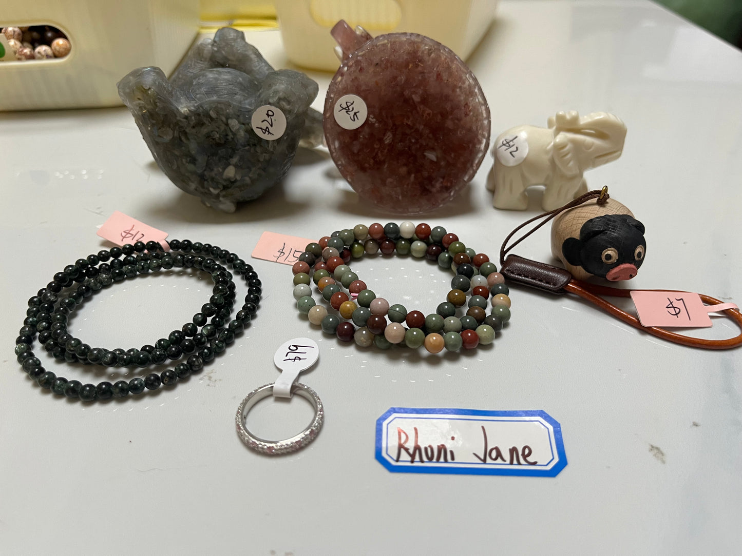 fb customize products