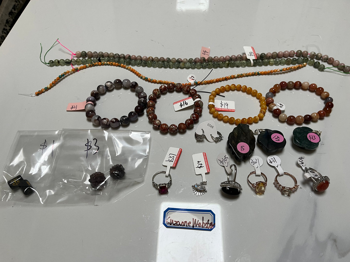 fb customize products